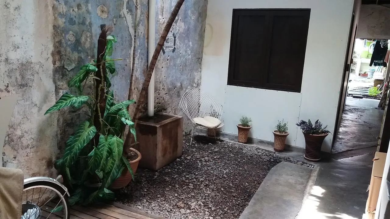 Jalan Jalan Emas Guest House Malacca